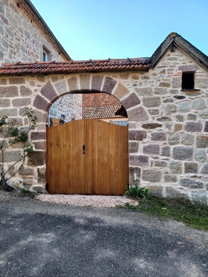 Gite De Caractere Chez Celine Teillet  Exterior foto